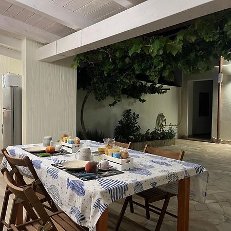 Guest House Deidda - Ts Rooms B&B San Sperate Ngoại thất bức ảnh