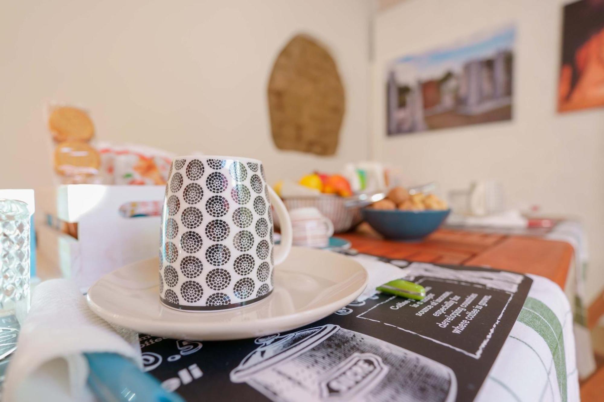 Guest House Deidda - Ts Rooms B&B San Sperate Ngoại thất bức ảnh