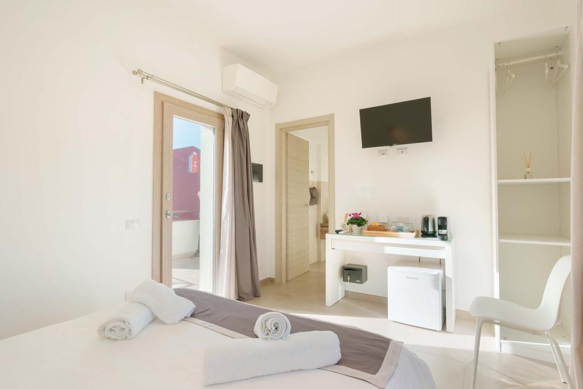 Guest House Deidda - Ts Rooms B&B San Sperate Ngoại thất bức ảnh